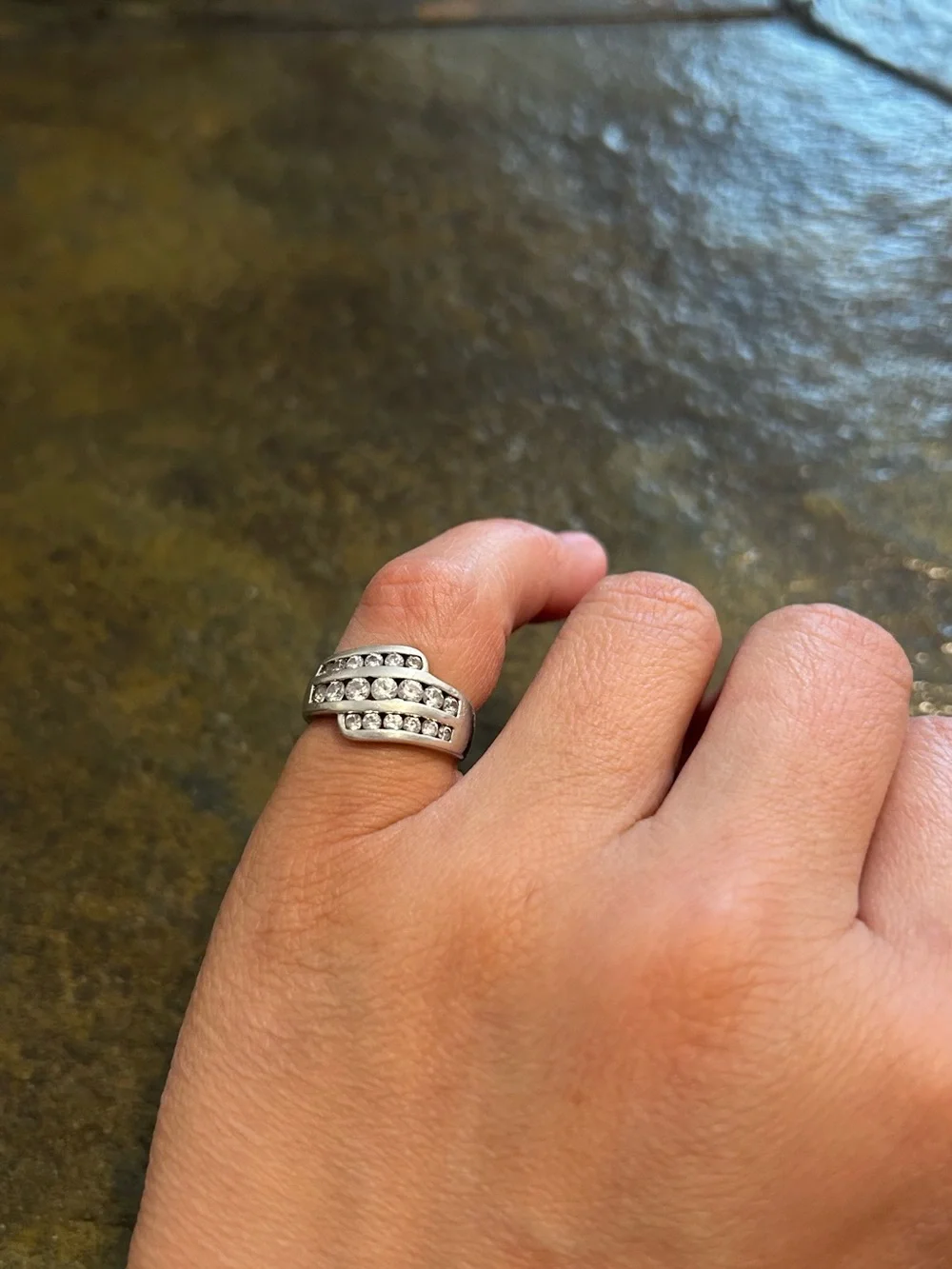 Vintage Sterling Silver Cubic Zirconia 💍 size 5
